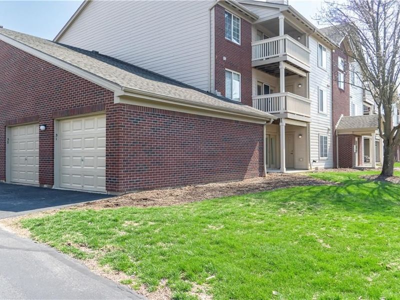 1927 Waterstone Boulevard, Unit 101, Washington Township, OH 45342 Photo 3