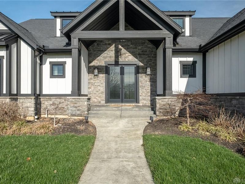 275 Fox Meadow Court, Beavercreek Township, OH 45385 Photo 2