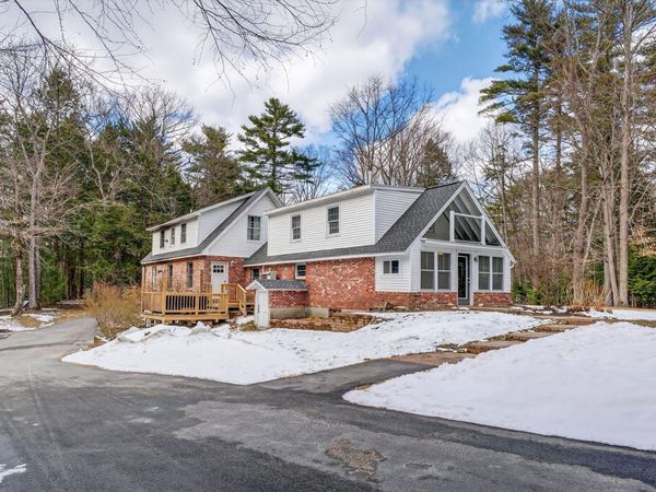 24 Solomon Drive, Gorham, ME 04038