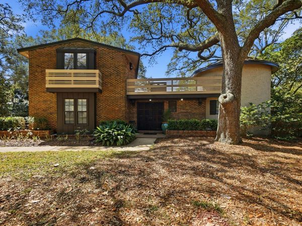 407 Marion Drive, Niceville, FL 32578