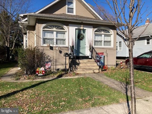 23 E GREENWOOD AVENUE , OAKLYN, NJ 08107
