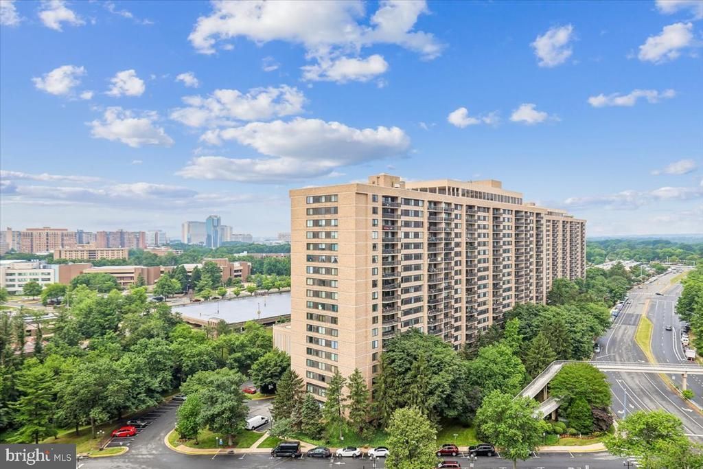 3701 S George Mason Drive, Unit 1604N, Falls Church, VA 22041 Main Photo