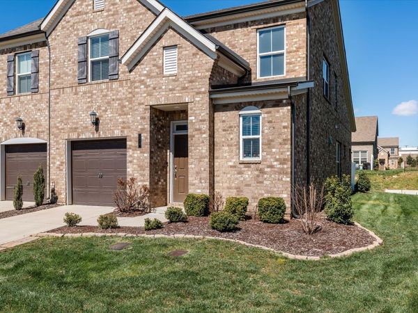 416 Deveron Dr, Gallatin, TN 37066