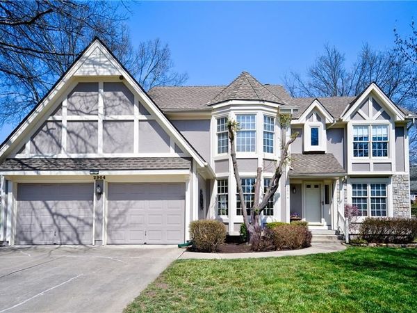 2904 SW 13th Street, Lee's Summit, MO 64081