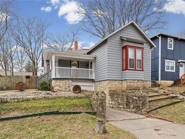 1434 6th Avenue, Leavenworth, KS 66048