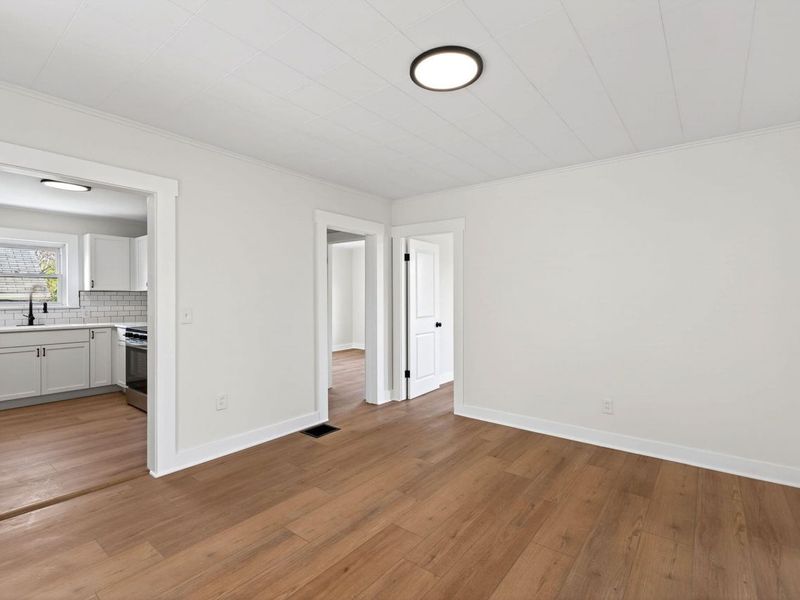 3819 New Carlisle Pike, Springfield, OH 45504 Photo 6