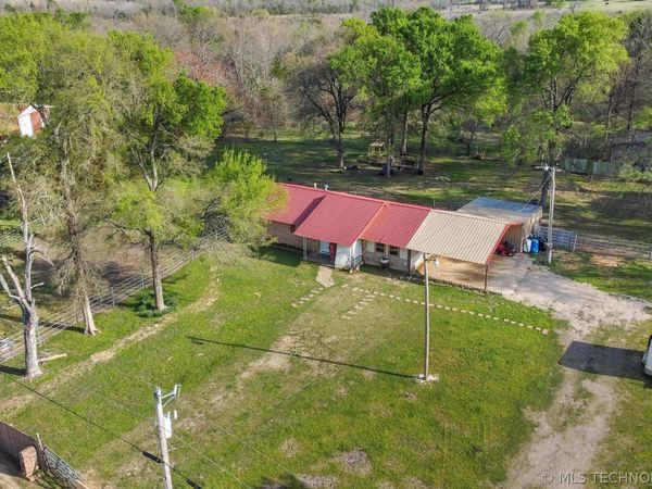 2628 E 2064 Road, Hugo, OK 74743