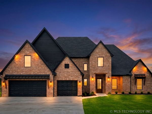 14376 N Siddiki Avenue, Skiatook, OK 74070