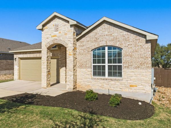 1640 Flying Horseshoe BND, Georgetown, TX 78628