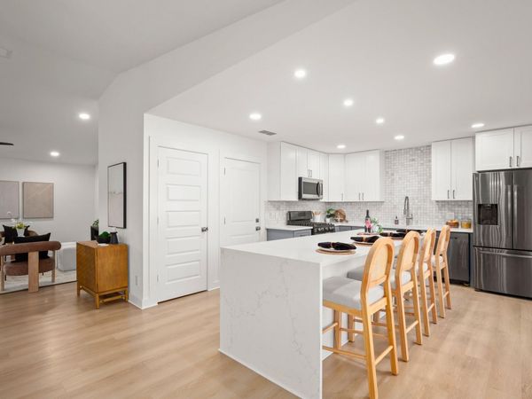 1004 Berrywood DR, Austin, TX 78753