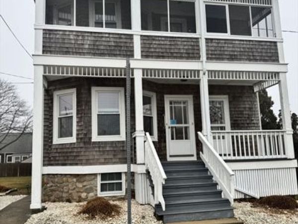 15 Clara St, Unit 1, New Bedford, MA 02744