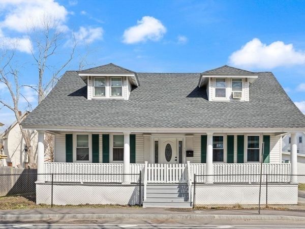 168 Weir St, Taunton, MA 02780