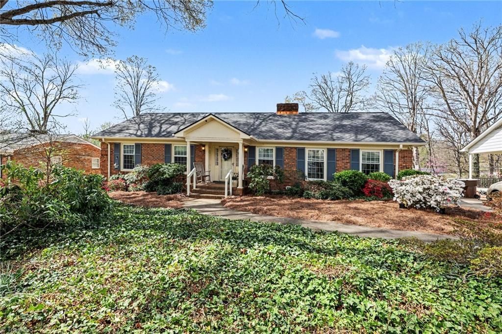 1003 Mcdowell Drive, Greensboro, NC 27408 Main Photo