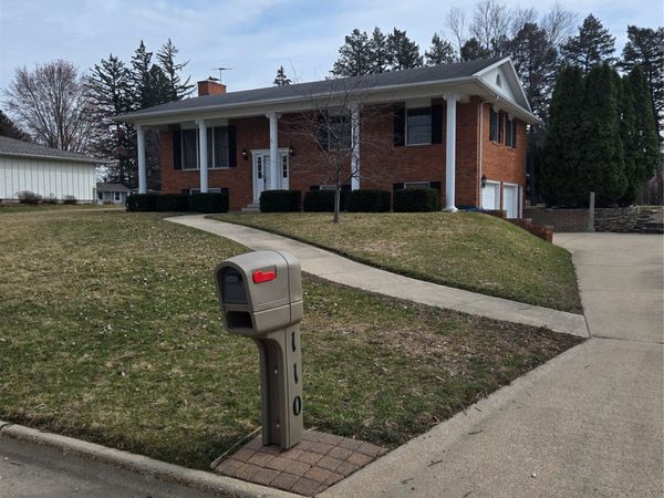 110 Bicentennial Court, Webster City, IA 50595