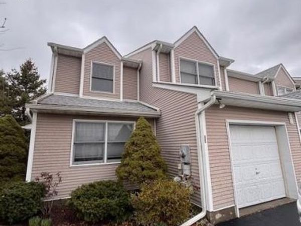 35 Deer Crossing Drive , Fishkill, NY 12524