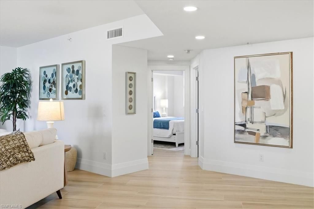 980 Cape Marco Dr , Unit 706, Marco Island, FL 34145 Photo