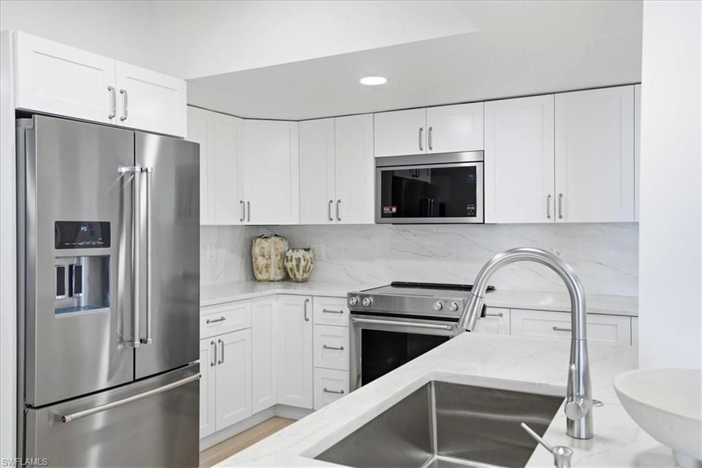 980 Cape Marco Dr , Unit 706, Marco Island, FL 34145 Photo