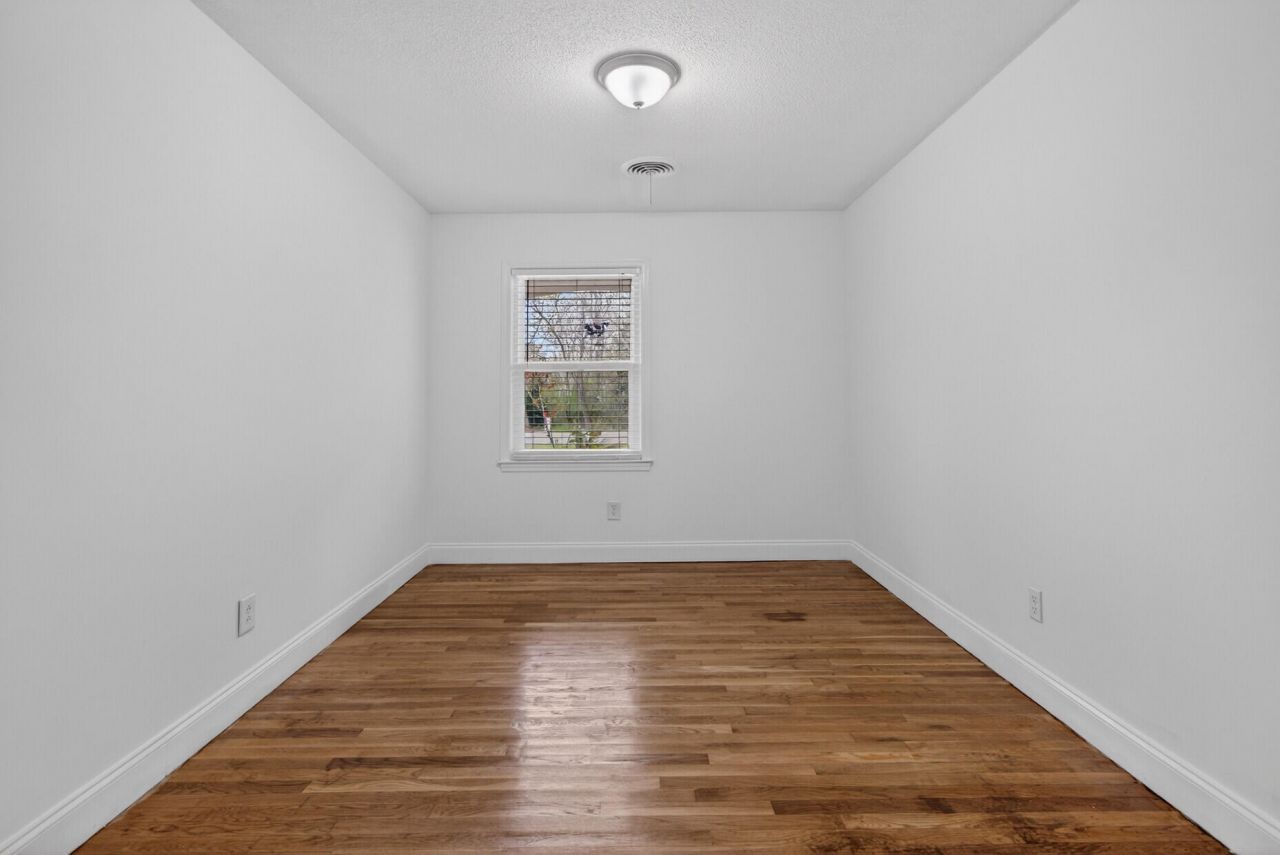 5070 Sc Highway 165 Photo 9