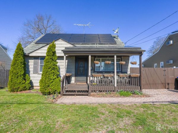 25 Ovington Avenue, Edison, NJ 08817