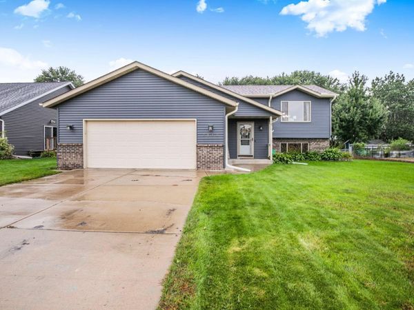 2518 Ocarina Drive, Sauk Rapids, MN 56379