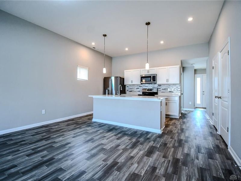 8196 Cherry Birch Drive, Tipp City, OH 45371 Photo 16