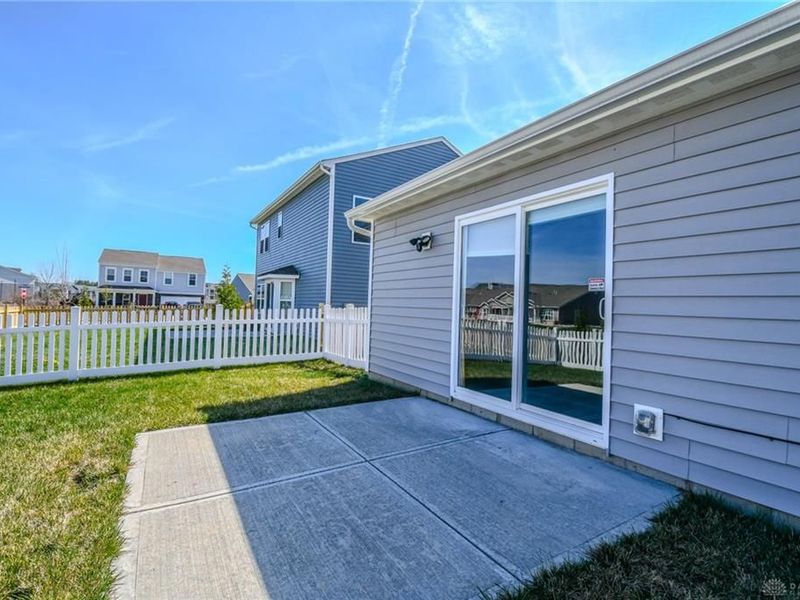 8196 Cherry Birch Drive, Tipp City, OH 45371 Photo 29