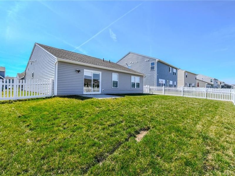 8196 Cherry Birch Drive, Tipp City, OH 45371 Photo 31