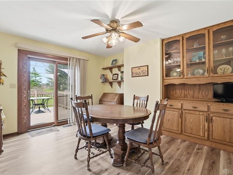 1565 Kingsway Drive, Beavercreek Township, OH 45385 Photo 12