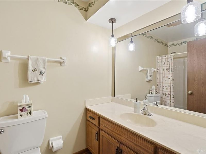 1565 Kingsway Drive, Beavercreek Township, OH 45385 Photo 27