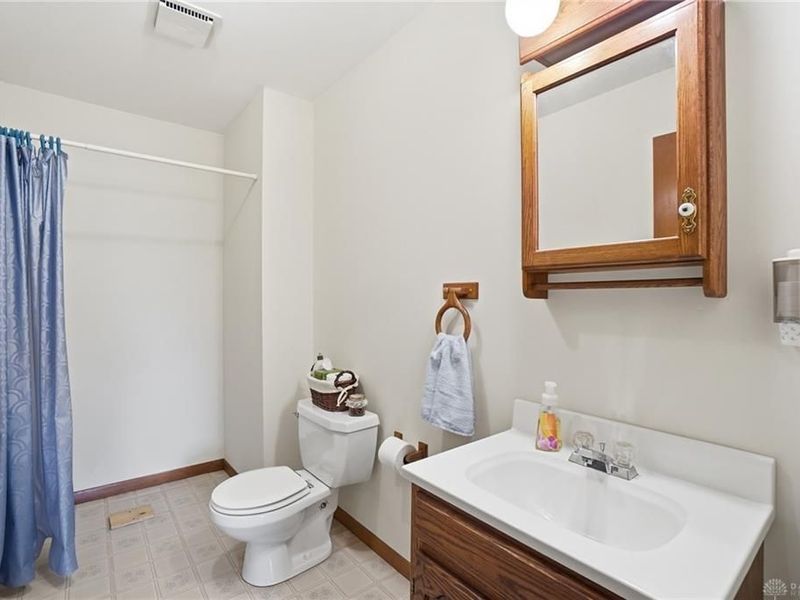 1565 Kingsway Drive, Beavercreek Township, OH 45385 Photo 38