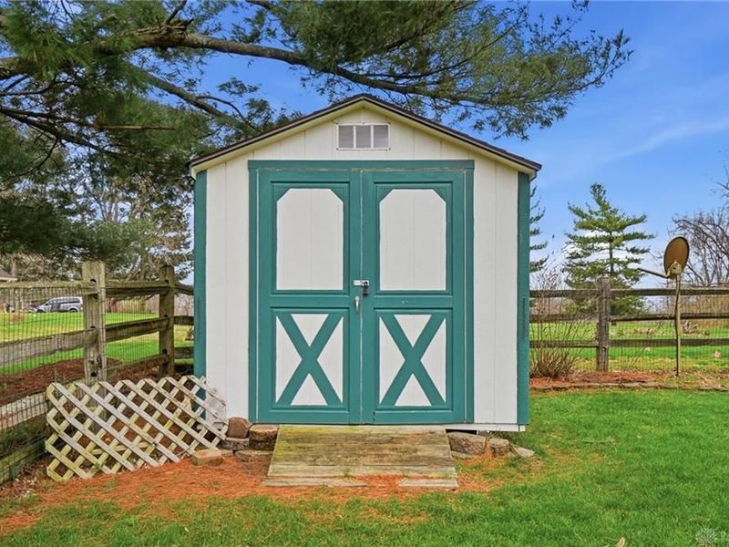 1565 Kingsway Drive, Beavercreek Township, OH 45385 Photo 49