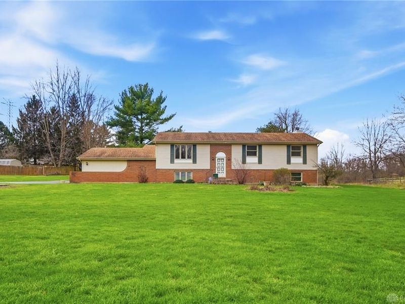 1565 Kingsway Drive, Beavercreek Township, OH 45385 Photo 9