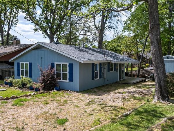 112 Greenwood Drive, Trinidad, TX 75163