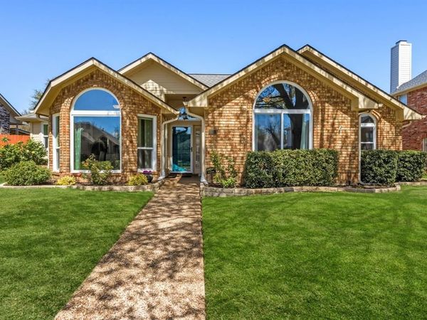 1315 Blue Jay Drive, Lewisville, TX 75077