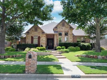11826 Forge Drive, Frisco, TX 75035
