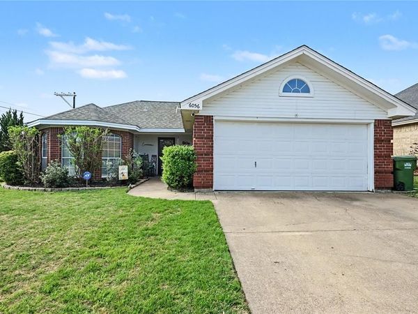 6056 Hillglen Drive, Watauga, TX 76148