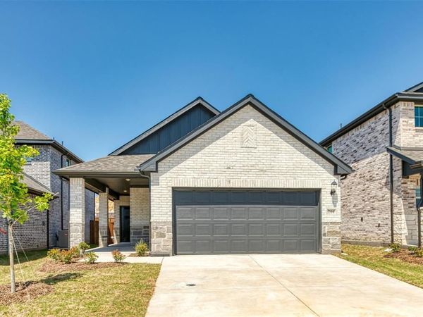 206 Berkshire Drive, Princeton, TX 75071
