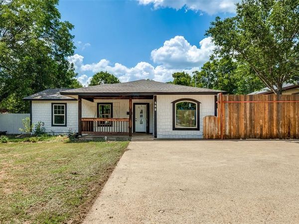 568 W Hammond Street, Lancaster, TX 75146