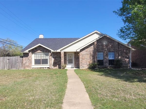 1057 Whitewater Trail, DeSoto, TX 75115