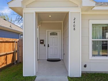 2408 Garden Drive, Dallas, TX 75215