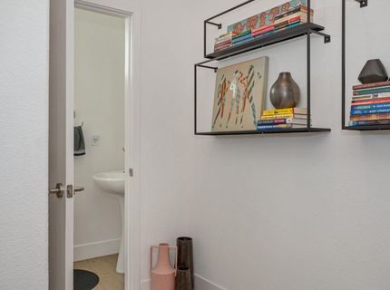 1707 17th St, Sacramento, CA 95811 Photo