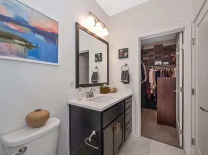 1707 17th St, Sacramento, CA 95811 Photo