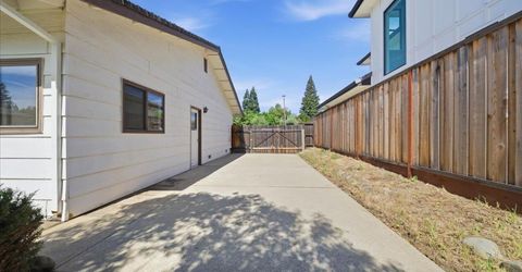 117 Oak Rock Cir, Folsom, CA 95630 Photo