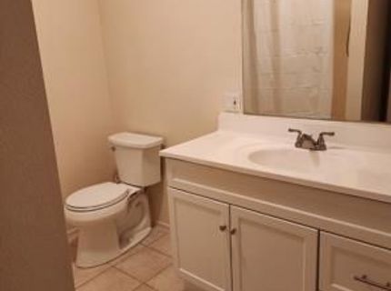 902 W 2nd St, Lincoln, CA 95648 Photo