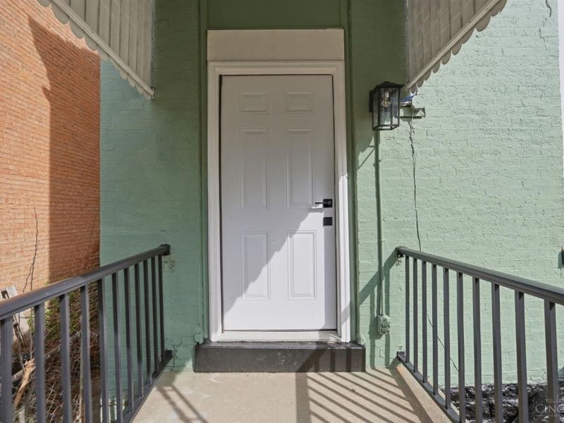 814 Considine Avenue, Cincinnati, OH 45205 Photo 7