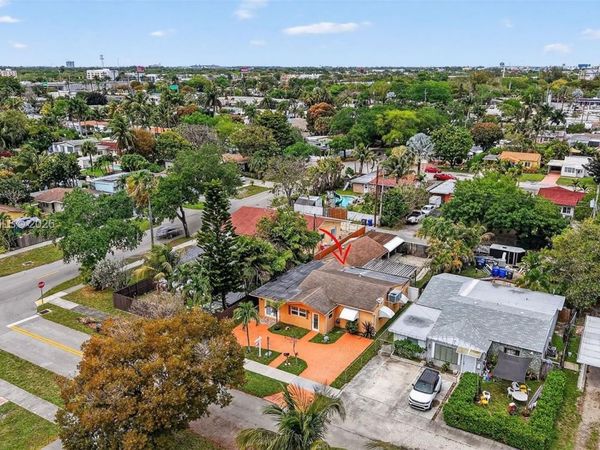 2543 Liberty St , Hollywood, FL 33020