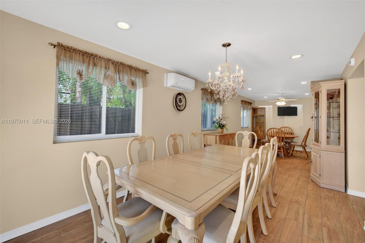 2543 Liberty St, Hollywood, FL 33020 Photo