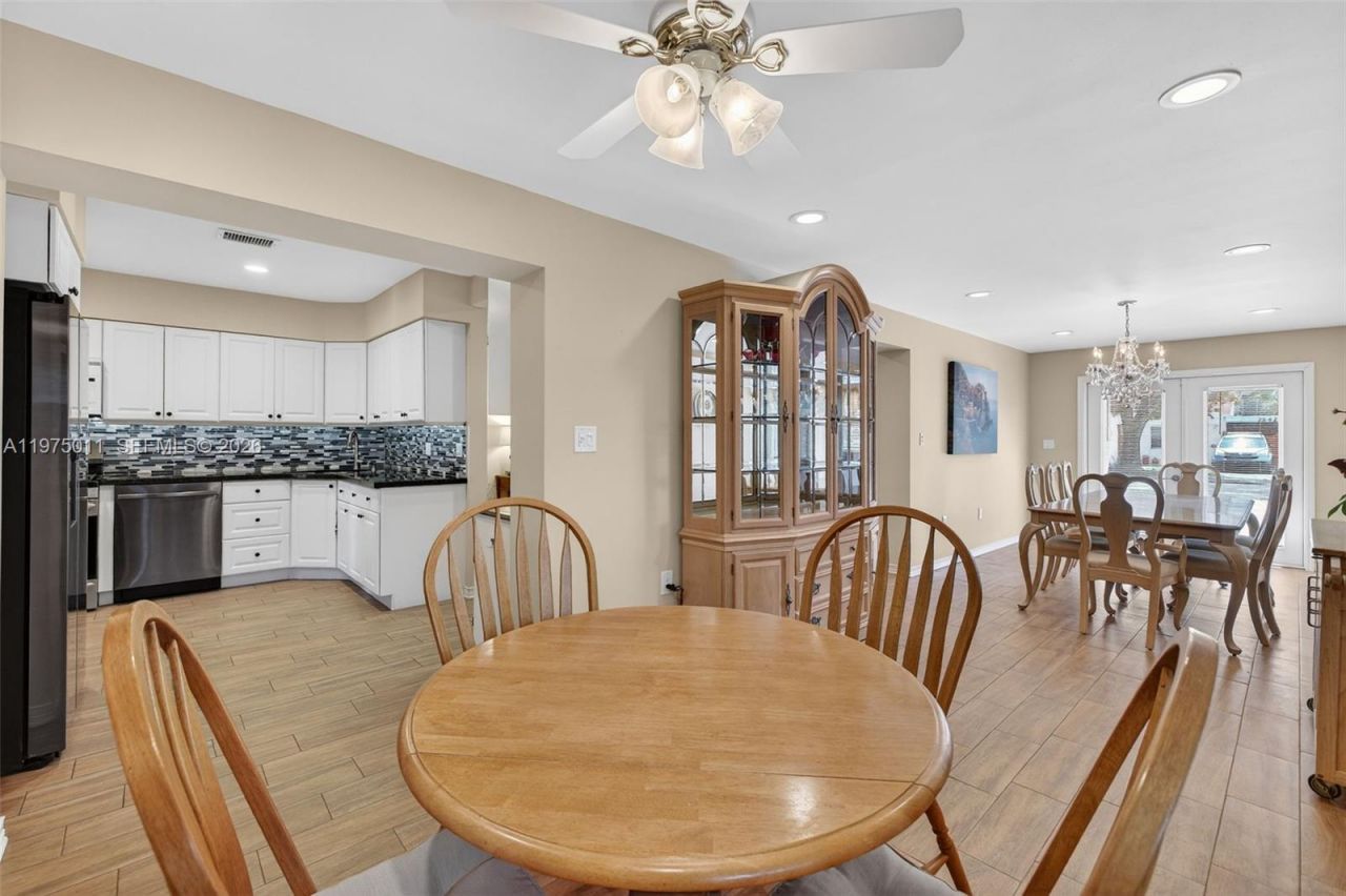 2543 Liberty St, Hollywood, FL 33020 Photo