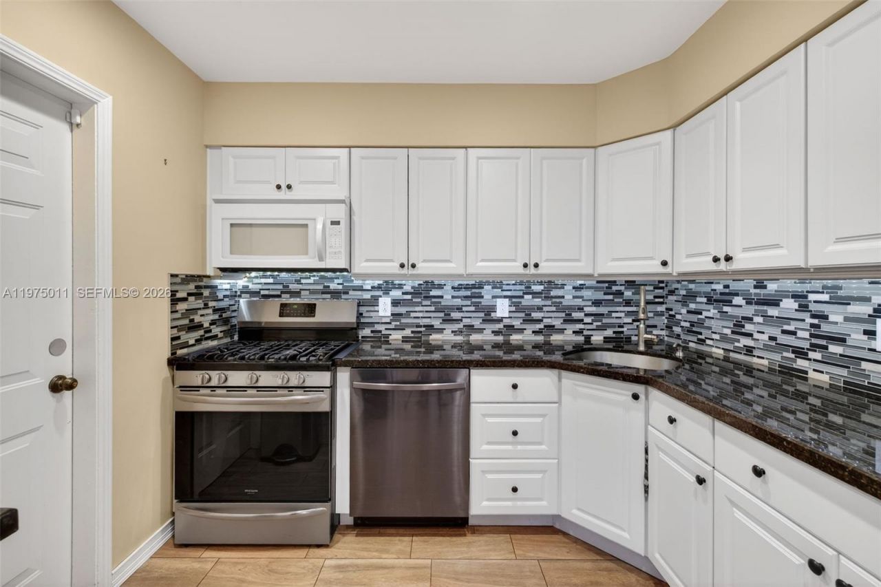 2543 Liberty St, Hollywood, FL 33020 Photo