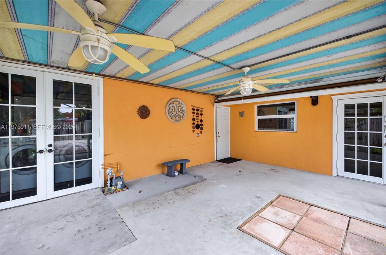 2543 Liberty St, Hollywood, FL 33020 Photo